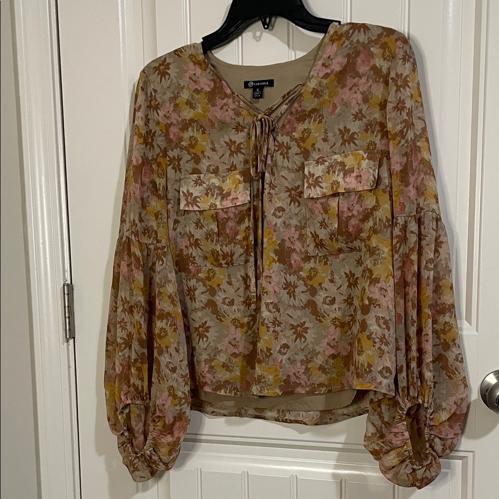 Versona Dusty Rose Floral Lace-Up V-Neck Blouse - Picture 3 of 5
